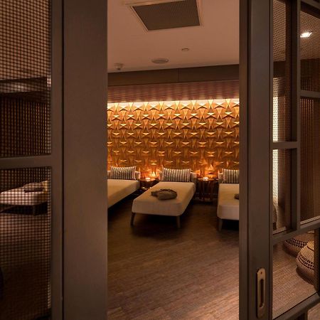 Sheraton Grand Istanbul Atasehir Exterior photo