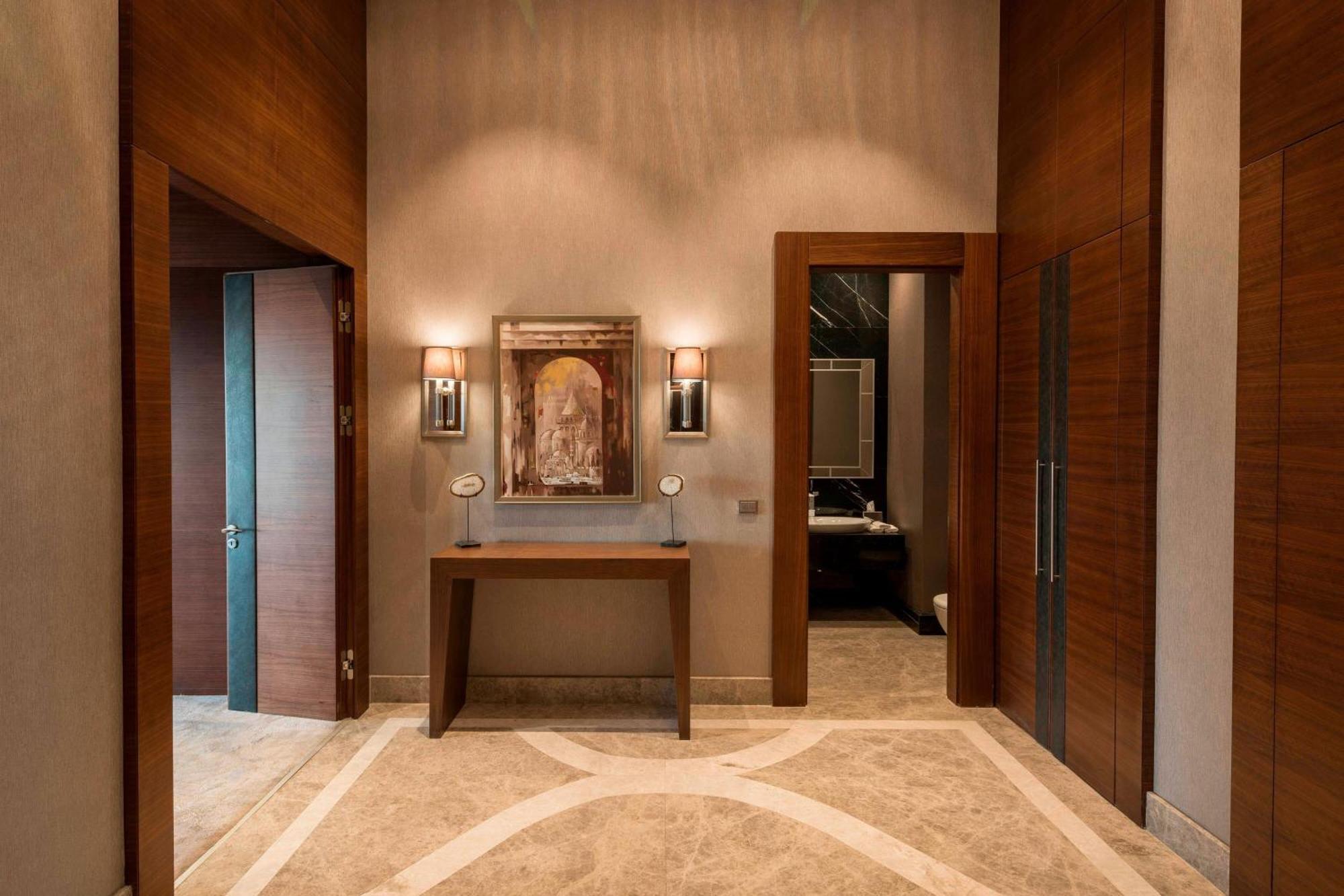 Sheraton Grand Istanbul Atasehir Exterior photo